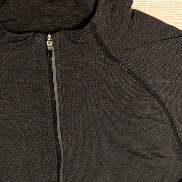 Lululemon Mens Metal Vent Tech Half Zip Pullover SIZE XL Long Sleeve Performance - Picture 6 of 14